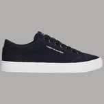 Sneaker Vulc Low Tommy Hilfiger in canvas blu scuro, lacci neri, suola bianca