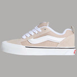 Scarpe retrò Vans Knu Skool beige con lacci bianchi e suola waffle