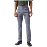 Pantaloni Wrangler grigio Lartston slim tapered con passanti e tasche frontali