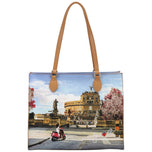 Borsa shopping quadrata in tessuto azzurro con stampa città, manici in pelle marrone