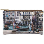 Pochette media in tessuto con stampa blu e Venezia, zip e tirante dorati, fondo beige