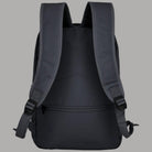 Zaino Travelite Kick Off M nero vista posteriore con spallacci imbottiti e zip