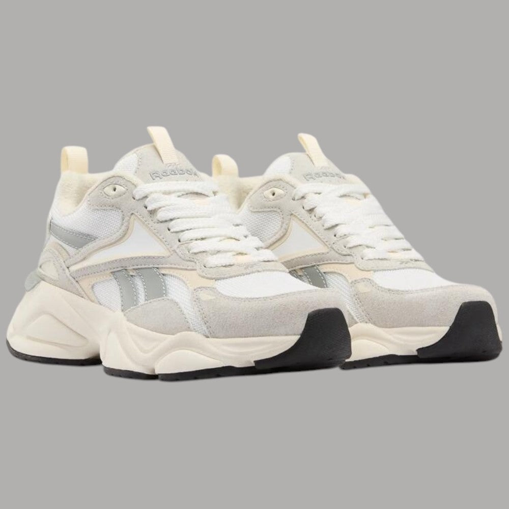 Reebok Scarpe donna running Charge Run bianco con dettagli grigi e tessuto tessuto e suola spessa