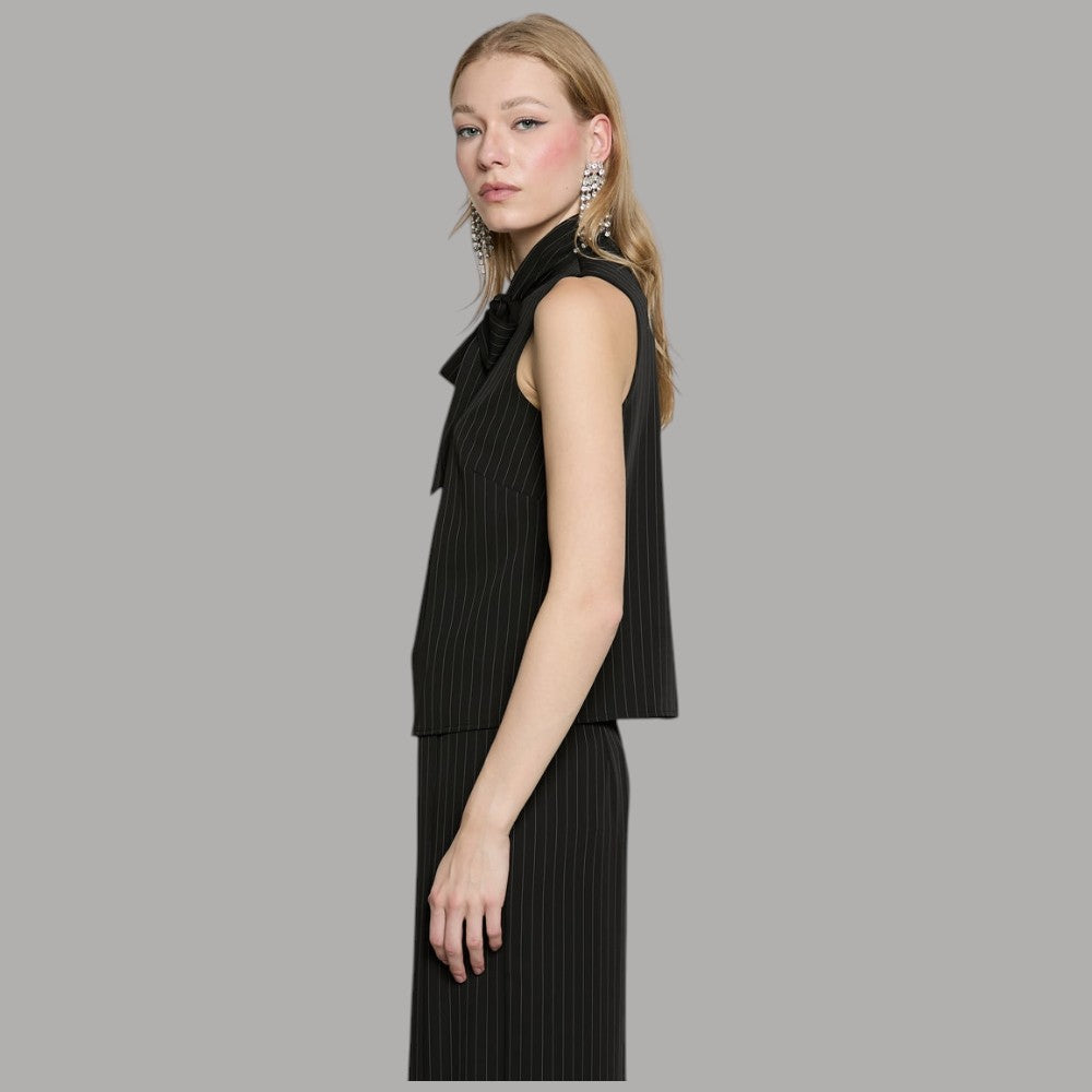 Relish blusa gessata con fiocco