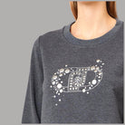 Felpa girocollo grigia con maxi logo Liu Jo decorato con perle e strass