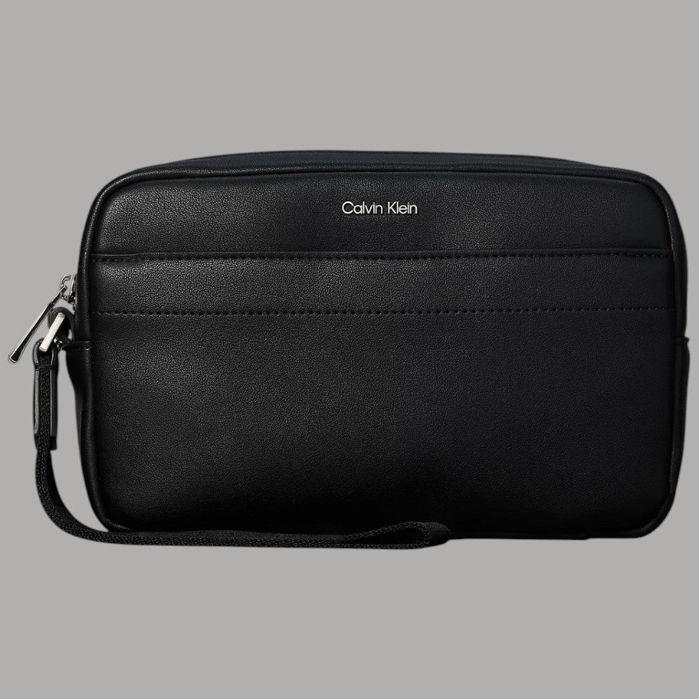 Pochette Calvin Klein con logo in rilievo