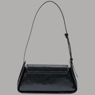 Borsa a spalla Guess Xena con patta