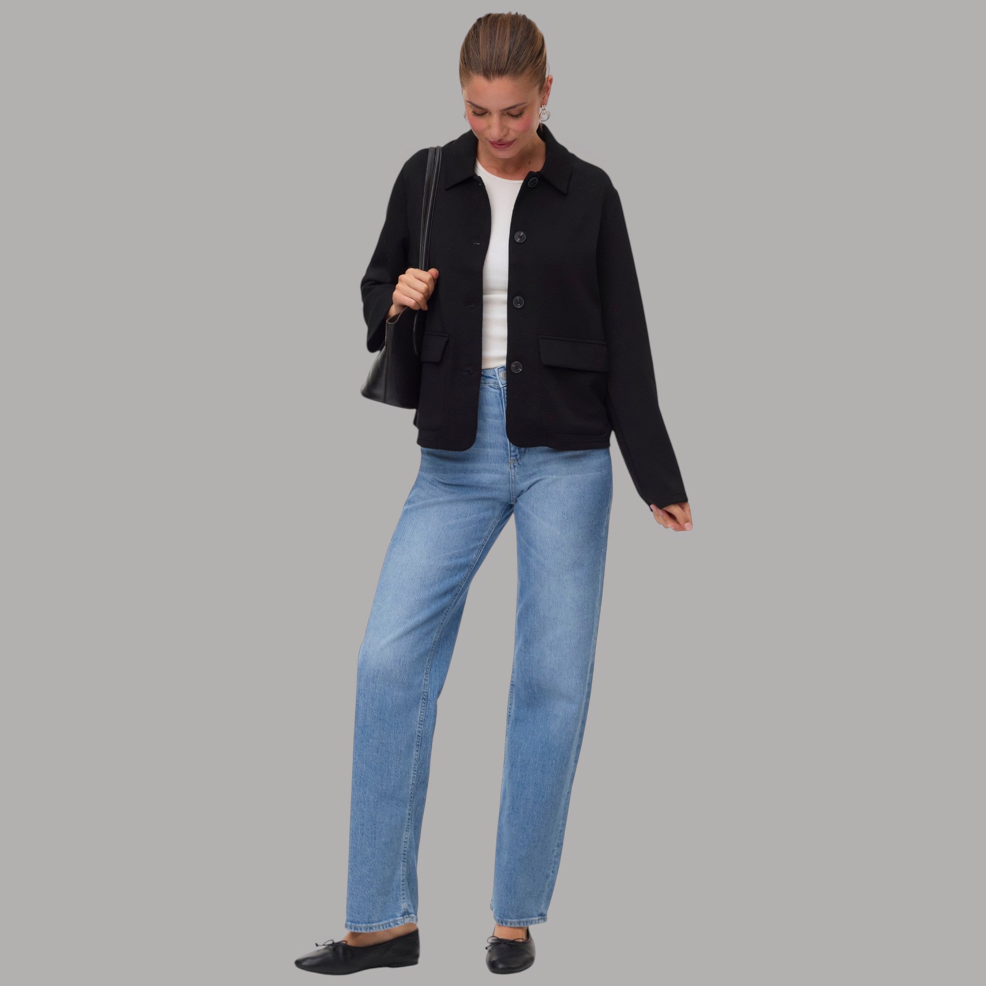 Vero Moda giacca in modal nera con tasche frontali vista laterale