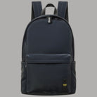 Blauer Zaino nero in tessuto resistente con dettagli in ecopelle e scomparto frontale con zip