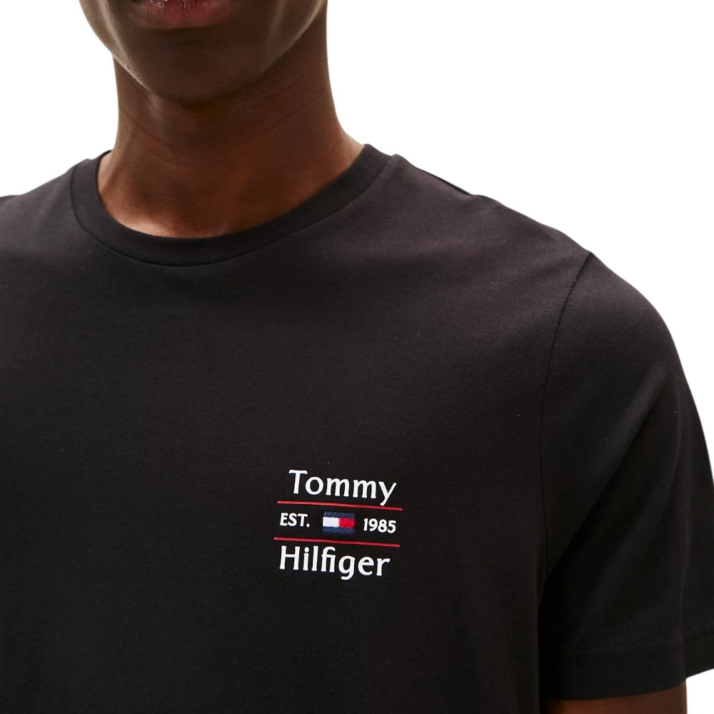 Tommy Hilfiger t-shirt nera con stampa MW0MW38622BDS T-shirt Tommy Hilfiger