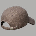 Calvin Klein cappello in feltro marrone con logo ricamato e patta regolabile sul retro