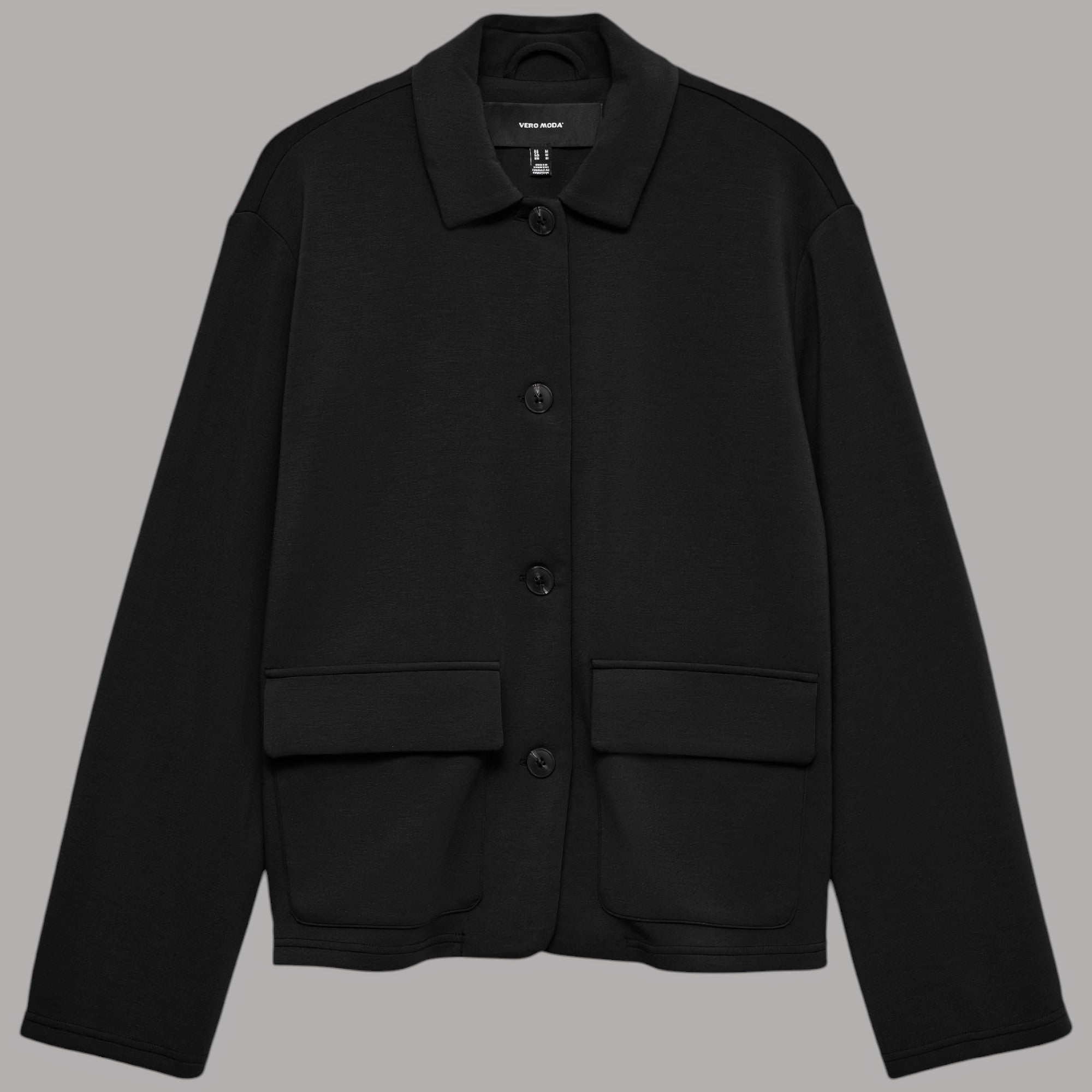 Vero Moda giacca in modal nera con tasche frontali e texture liscia
