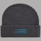 Calvin Klein cappello bain in cotone grigio con logo ricamato blu e nero in rilievo