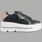 Sneakers YNot nere con suola rialzata, dettagli bronzo e lacci