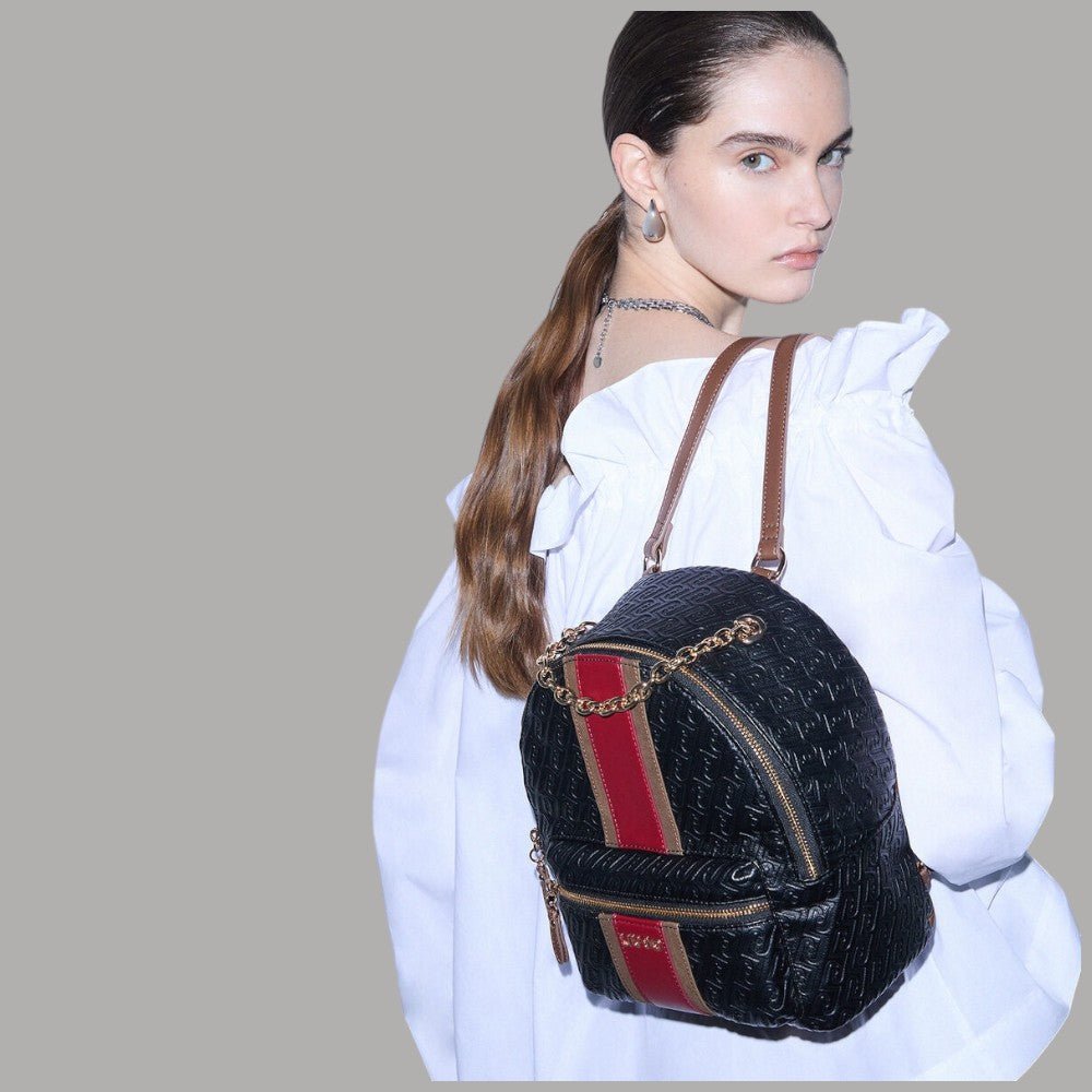 Zaino Liu Jo Ematite logo monogram nero con dettaglio rosso e catena dorata