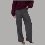 Vero Moda straight pant grigio con fantasia check, dettagli cuciture e tasche retro