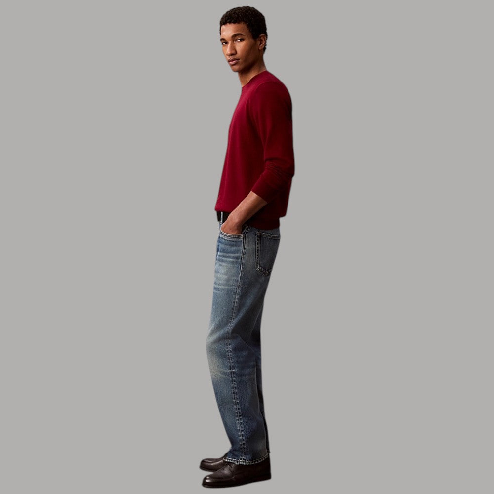 Maglione Calvin Klein in lana merino rosso con collo a giro, maniche lunghe e stile classico