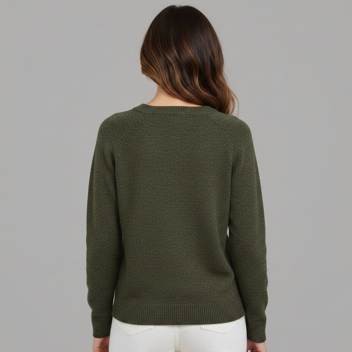 Vero Moda pullover Doffy color kaki con collo paricollo e texture a coste, retro