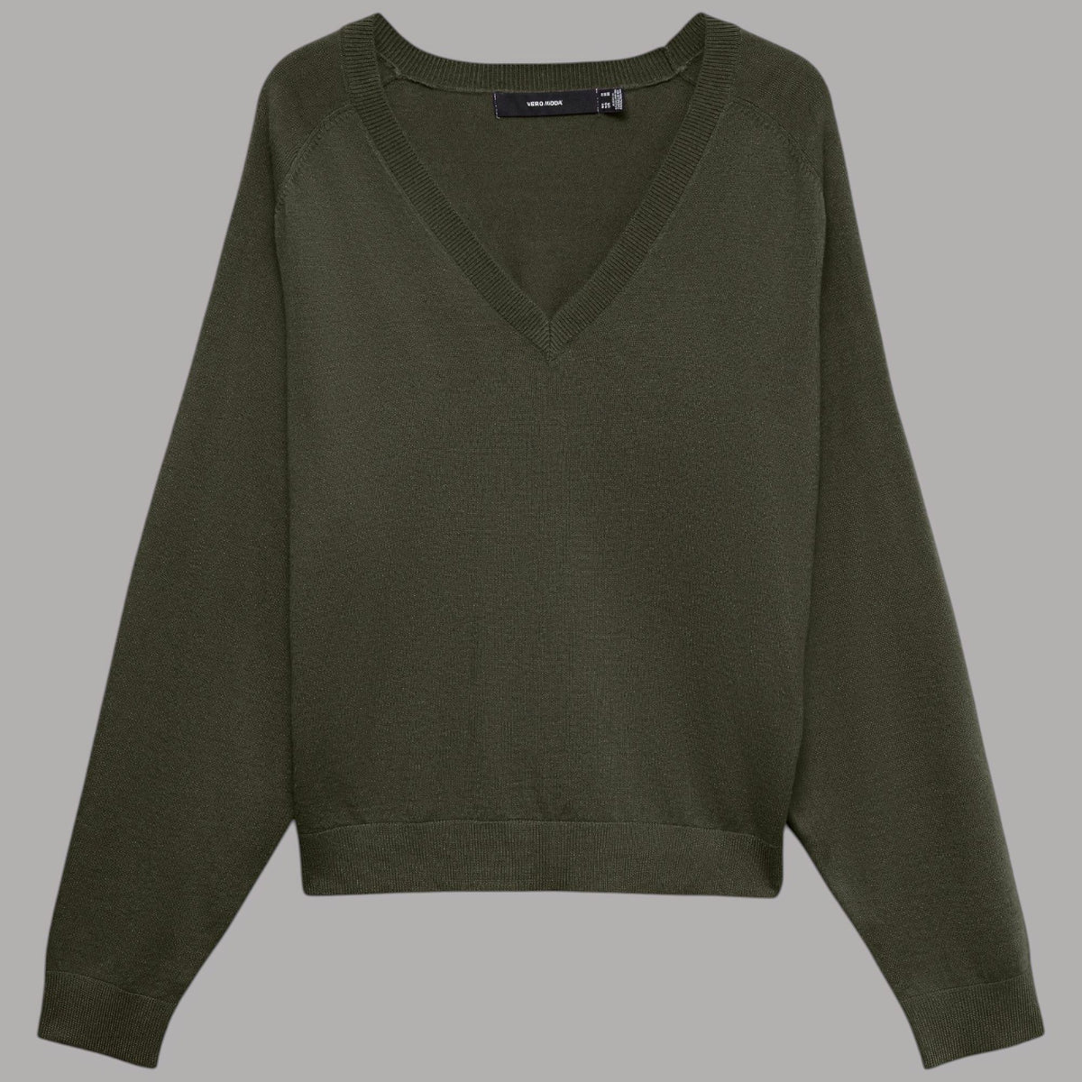 Pullover Vero Moda Holly Karis con scollo a V e polsini a coste in colore verde oliva