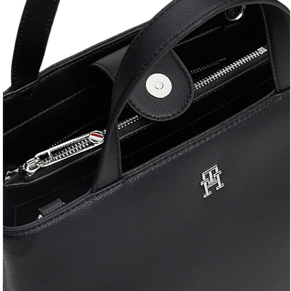 Tommy Hilfiger borsa essential satchel nera AW0AW15721 - Prodotti di Classe