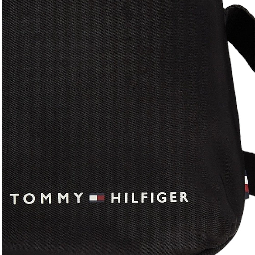Tommy Hilfiger tracolla mini reporter nero AM0AM11790 - Prodotti di Classe