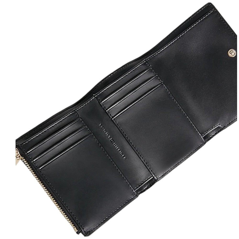 Tommy Hilfiger portafoglio nero flap medio AW0AW15746 Portafogli Tommy Hilfiger