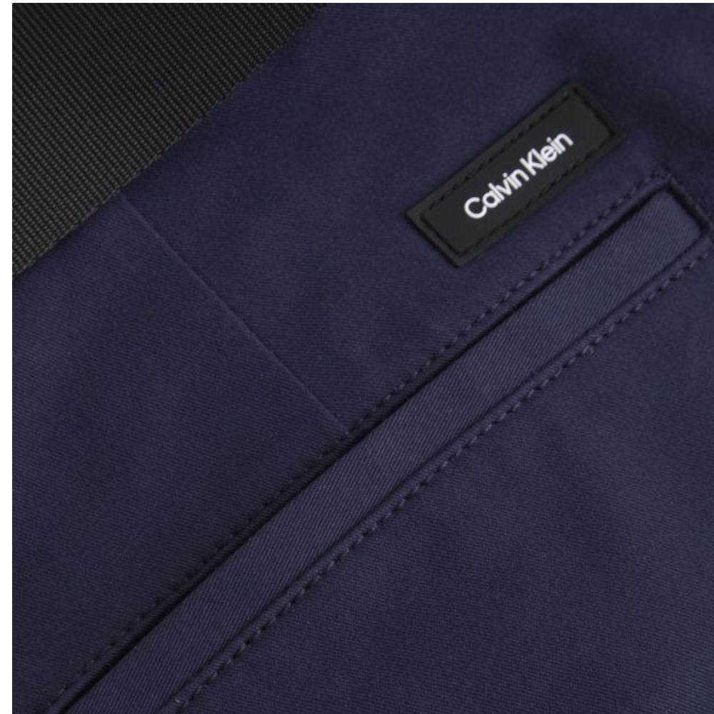 Calvin Klein pantalone blu con cintura K10K110979 - Prodotti di Classe