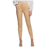 Pantaloni Guess Zoe bronzo chiari, vita con bottone e fibbia, gamba affusolata