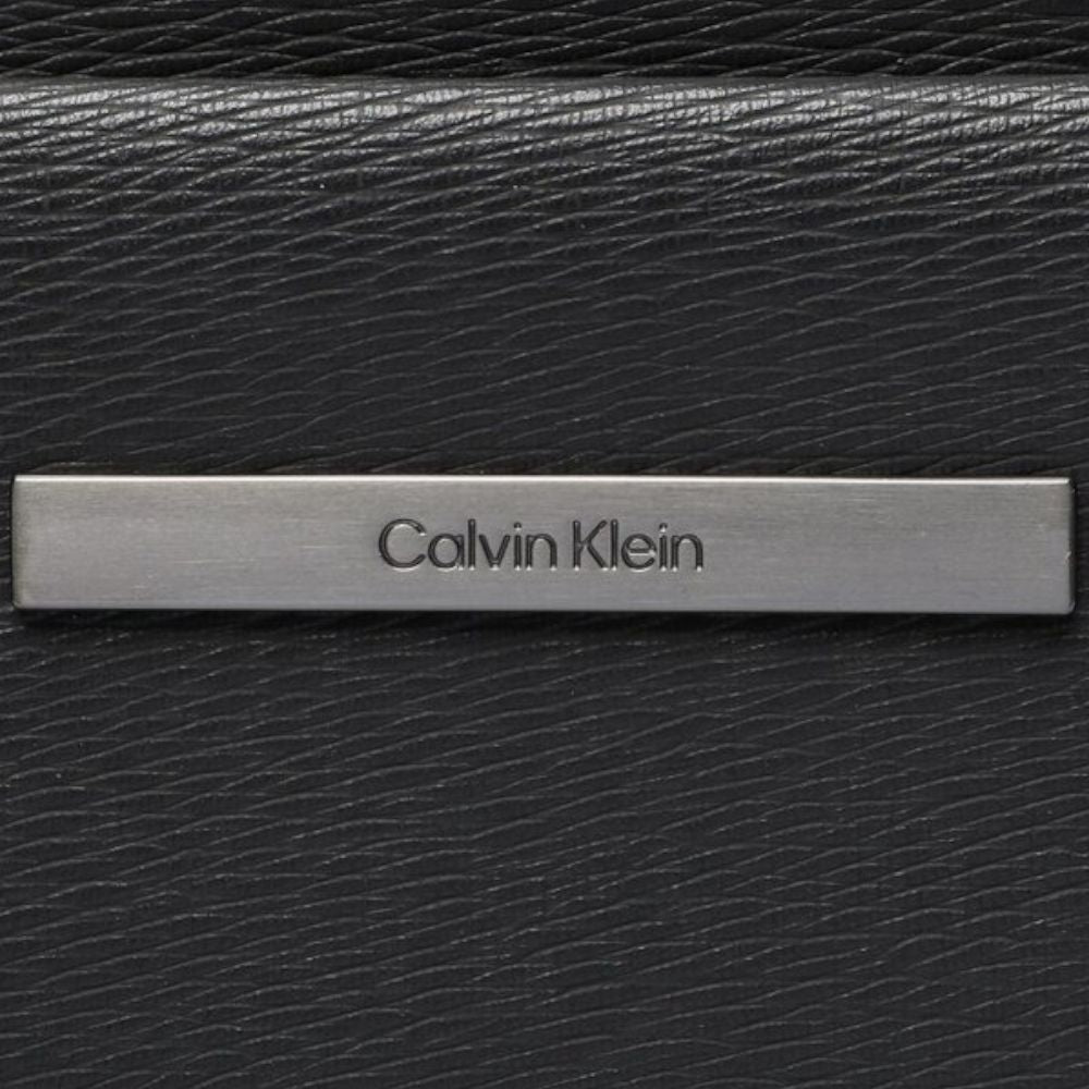 Calvin Klein zaino nero MODERN METAL SQUARED K50K510549 - Prodotti di Classe